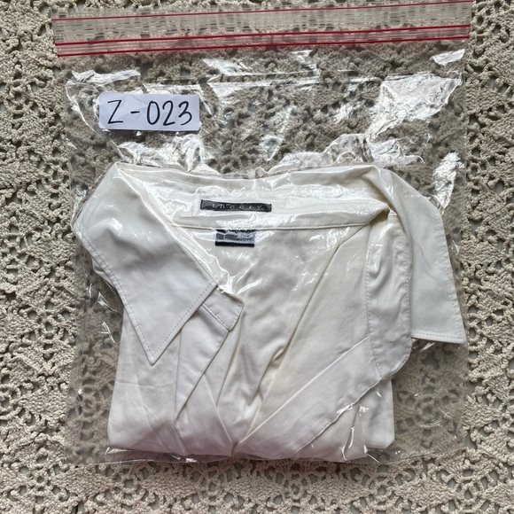 Vince Womens Button Up Shirt L Ivory Kicki Ruched Old Money Career Chic Prep - Picture 8 of 8